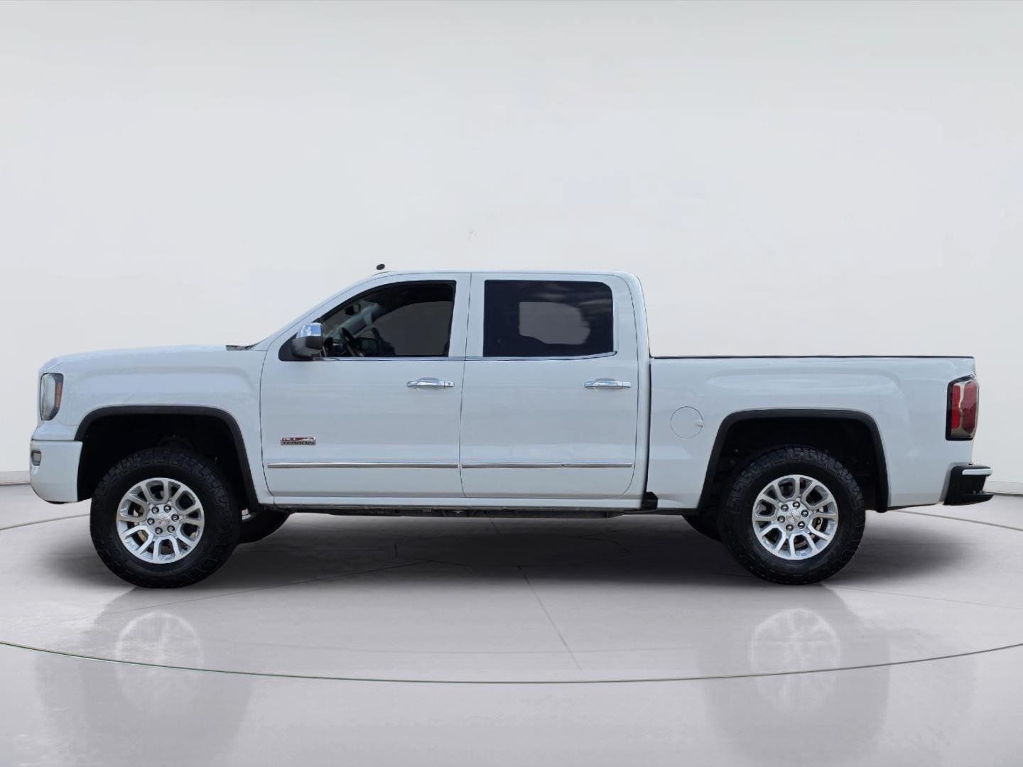 Used 2016 GMC Sierra 1500 SLT w/ All-Terrain Package AWD/4WD image 2