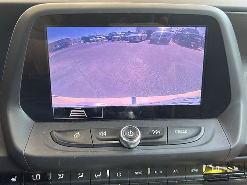 Used 2020 Chevrolet Camaro SS RWD image 9