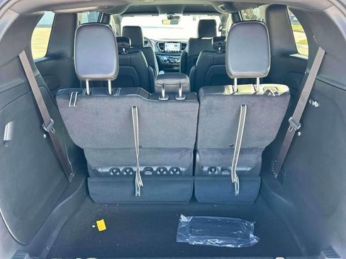 New 2026 Chrysler Voyager LX image 12