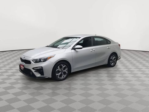 Used 2019 Kia Forte LXS FWD image 25