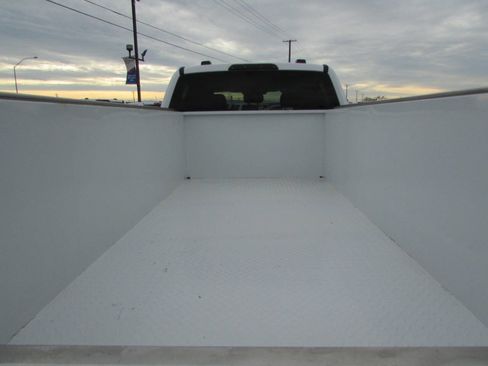 Used 2021 Ford F350 XLT image 11