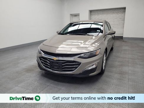 Used 2022 Chevrolet Malibu LT FWD image 1