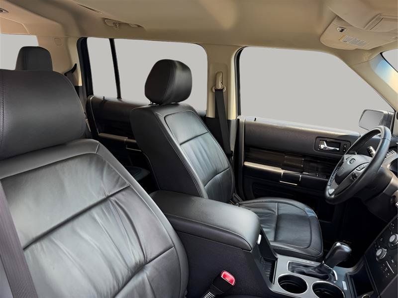 Used 2019 Ford Flex SEL w/ Equipment Group 202A FWD image 32