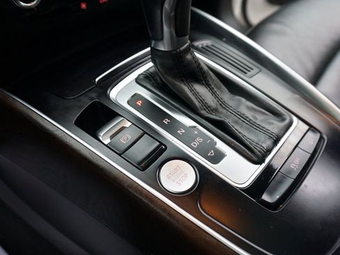 Used 2017 Audi Q5 2.0T Premium Plus w/ Premium Plus Package image 18