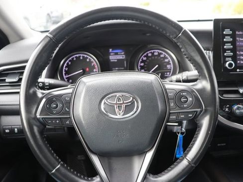 Used 2023 Toyota Camry SE image 17