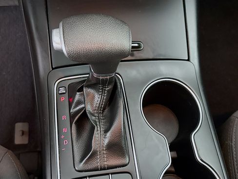 Used 2019 Kia Sorento L FWD image 19