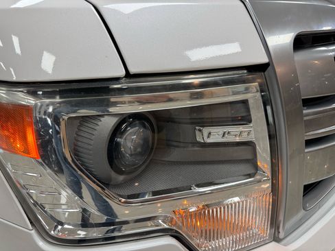 Used 2014 Ford F150 Platinum image 31