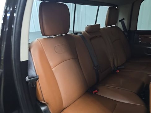 Used 2018 RAM 2500 Longhorn w/ Off Road Package AWD/4WD image 16