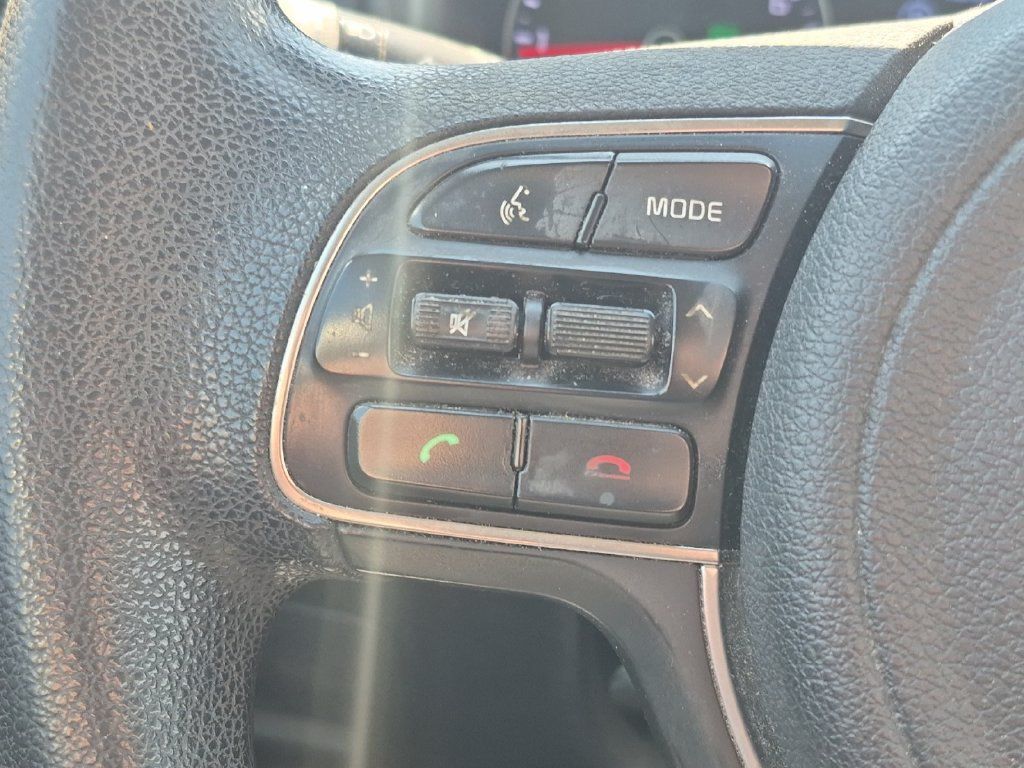 Used 2018 Kia Optima LX FWD image 22