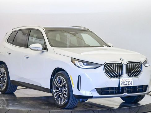 Used 2025 BMW X3 xDrive30i w/ Convenience Package image 5