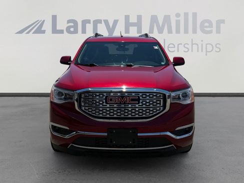 Used 2019 GMC Acadia Denali w/ Technology Package FWD image 8