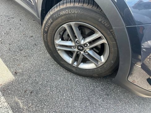 Used 2018 Hyundai Santa Fe Sport FWD image 18