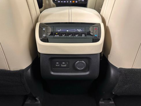 Used 2023 INFINITI QX60 Luxe w/ Cargo Package image 38