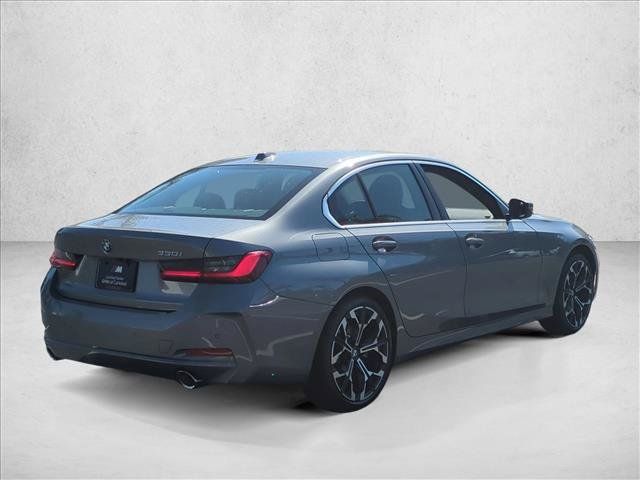 Used 2026 BMW 330i Sedan w/ Convenience Package RWD image 5