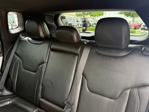 Used 2025 Jeep Compass Limited AWD/4WD image 27