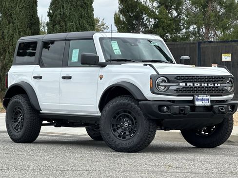 New 2026 Ford Bronco Badlands AWD/4WD image 2