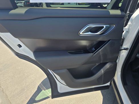 Certified 2026 Land Rover Range Rover Velar Dynamic SE image 19