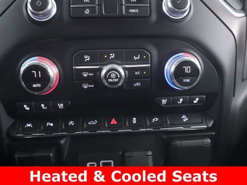 Used 2022 GMC Sierra 1500 AT4 w/ AT4 Premium Package AWD/4WD image 24