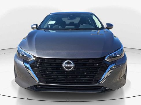 New 2025 Nissan Sentra SV image 4