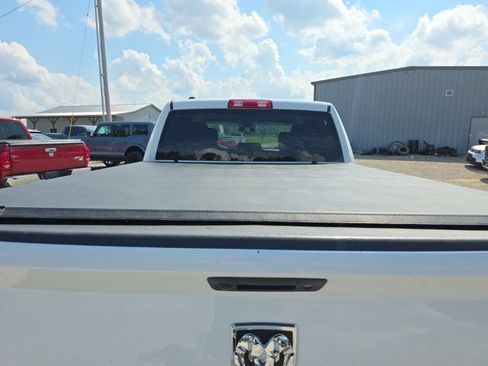 Used 2022 RAM 1500 Tradesman w/ Chrome Appearance Group AWD/4WD image 28
