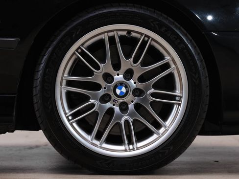 Used 2003 BMW M5 image 46