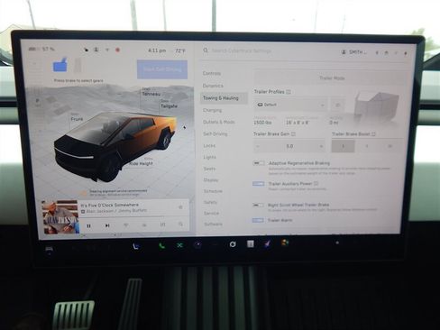 Used 2024 Tesla Cybertruck AWD Crew Cab image 32