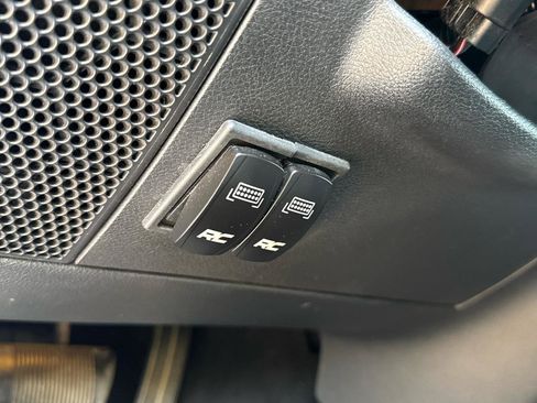 Used 2016 Jeep Wrangler Unlimited Rubicon AWD/4WD image 29