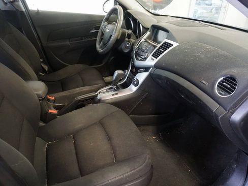 Used 2016 Chevrolet Cruze LT image 17