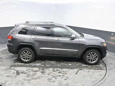 Used 2021 Jeep Grand Cherokee Limited image 28