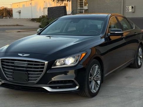 Used 2018 Genesis G80 3.8 image 4