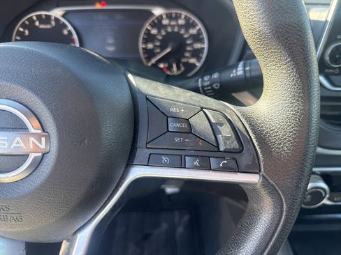 Used 2023 Nissan Altima 2.5 SV image 11