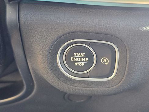 Used 2020 Mercedes-Benz GLE 350 4MATIC image 35