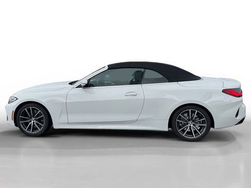 Used 2024 BMW 430i Convertible image 2