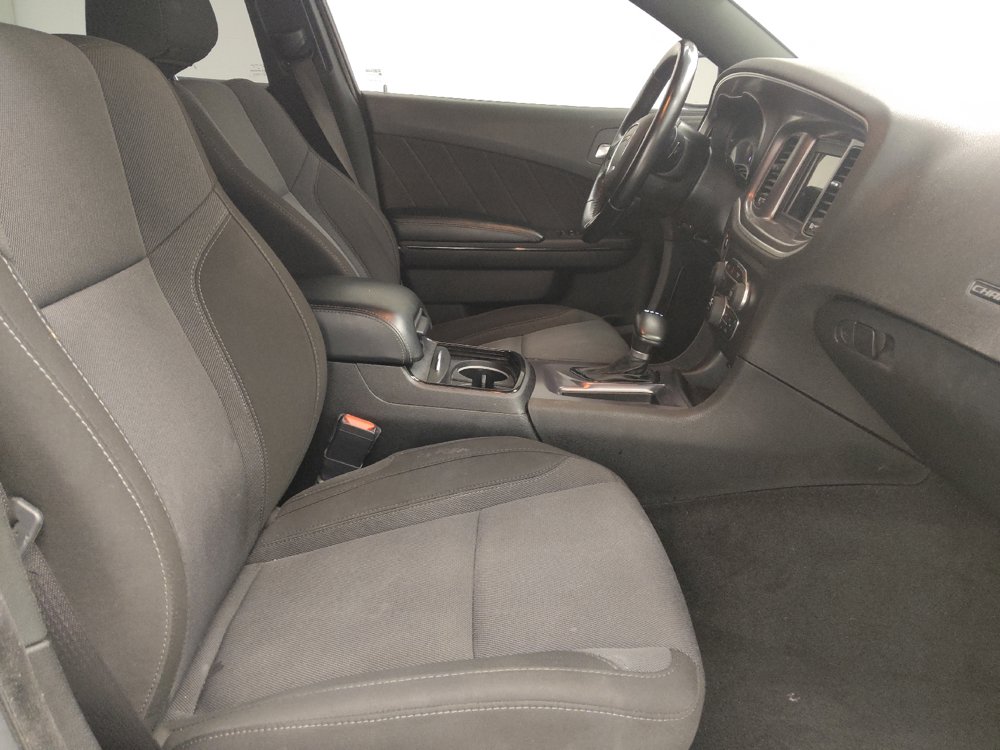 Used 2021 Dodge Charger SXT w/ Blacktop Package RWD image 21