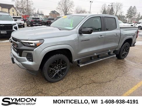 Used 2025 Chevrolet Colorado Z71 w/ Technology Package image 8