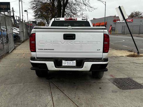Used 2021 Chevrolet Colorado LT w/ Fleet Safety Package image 5