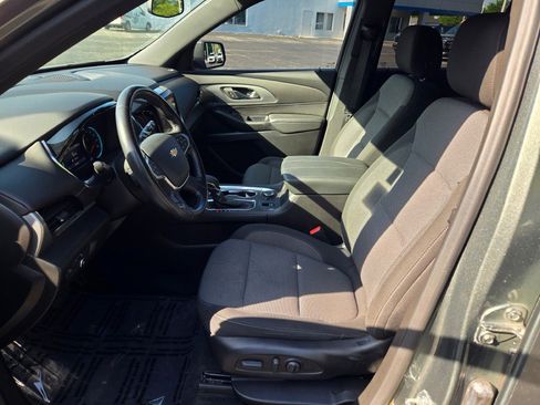 Certified 2022 Chevrolet Traverse LT FWD image 24