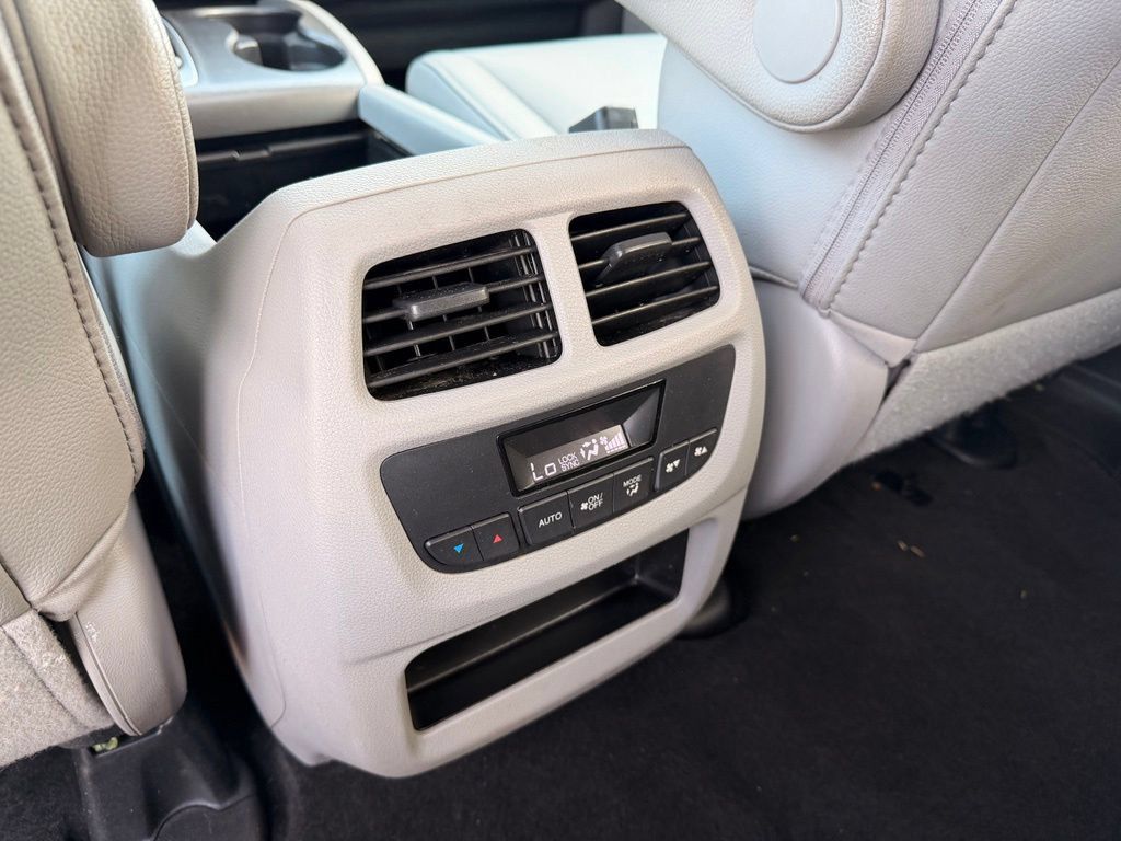 Used 2017 Honda Pilot EX-L image 31