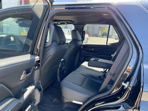 Used 2026 Toyota 4Runner Limited AWD/4WD image 9