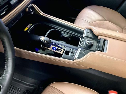 Certified 2024 Toyota Grand Highlander AWD Hybrid image 16