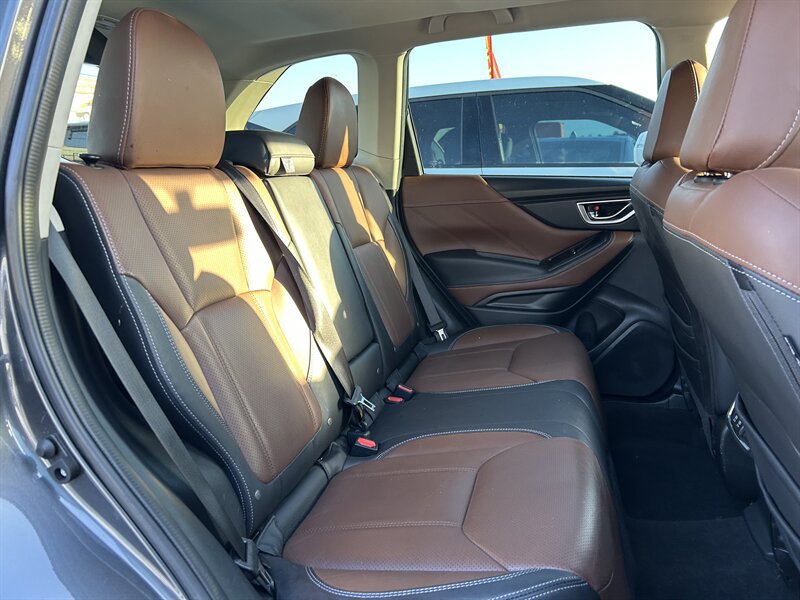 Used 2023 Subaru Forester Touring AWD/4WD image 10