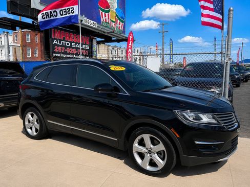 Used 2018 Lincoln MKC Premiere AWD/4WD image 3