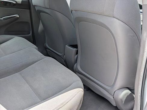 Used 2011 Honda Civic DX-VP image 17