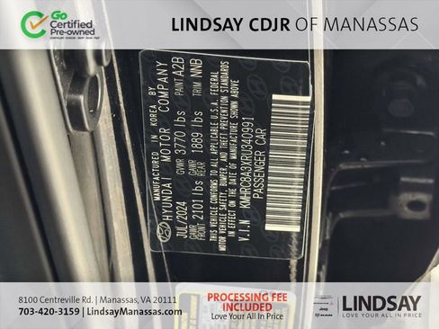 Used 2024 Hyundai Venue SEL image 32