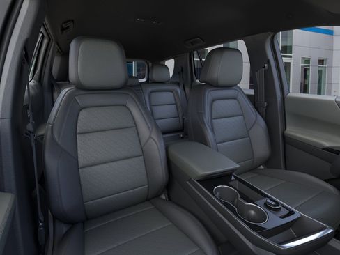 New 2026 Chevrolet Equinox LT w/ Convenience Package II image 40