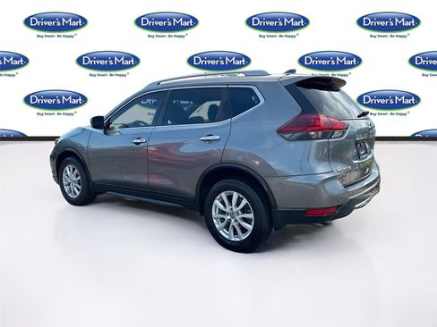 Used 2020 Nissan Rogue SV FWD image 5