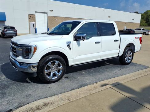 Used 2021 Ford F150 Lariat w/ Equipment Group 502A High AWD/4WD image 3