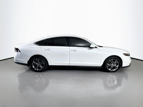 Used 2023 Honda Accord EX image 11