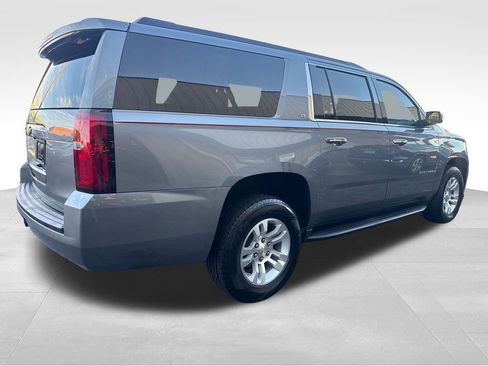 Used 2019 Chevrolet Suburban LT image 5