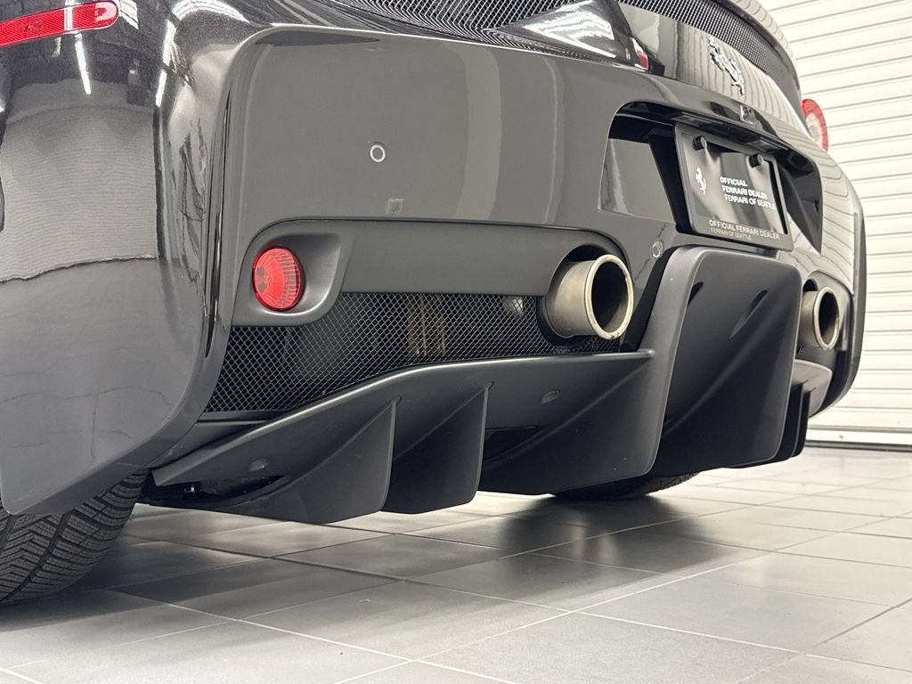 Certified 2015 Ferrari 458 Speciale Coupe RWD image 32